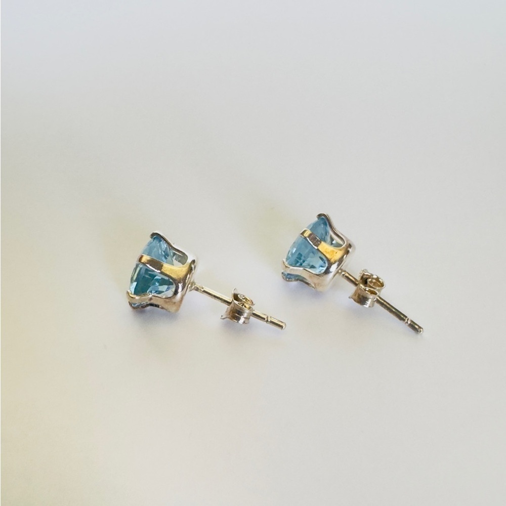 Brand New Turquoise 8mm Round Cut CZ 925 Sterling Silver Earrings - Picture 3 of 5